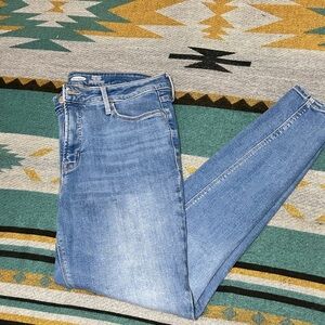 Old Navy Rockstar Super Skinny Jeans
